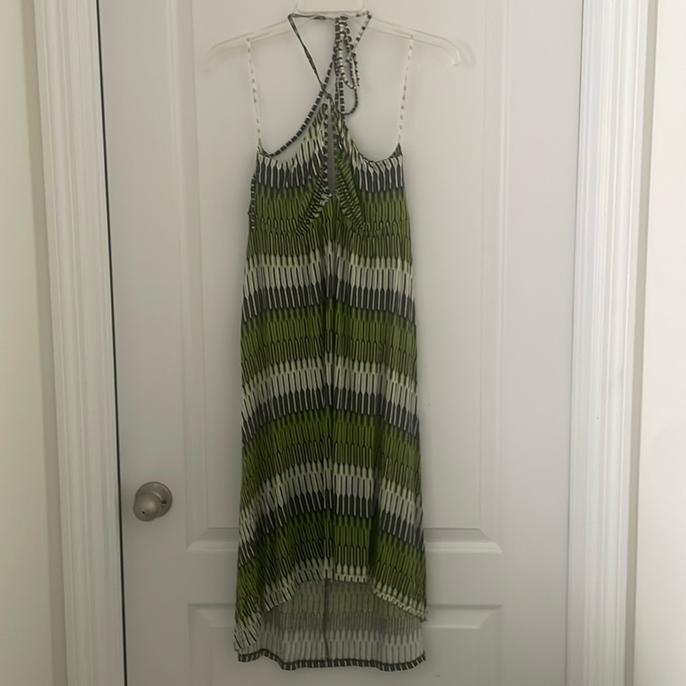 NWOT - Heaven, halter top style dress. Size small.
